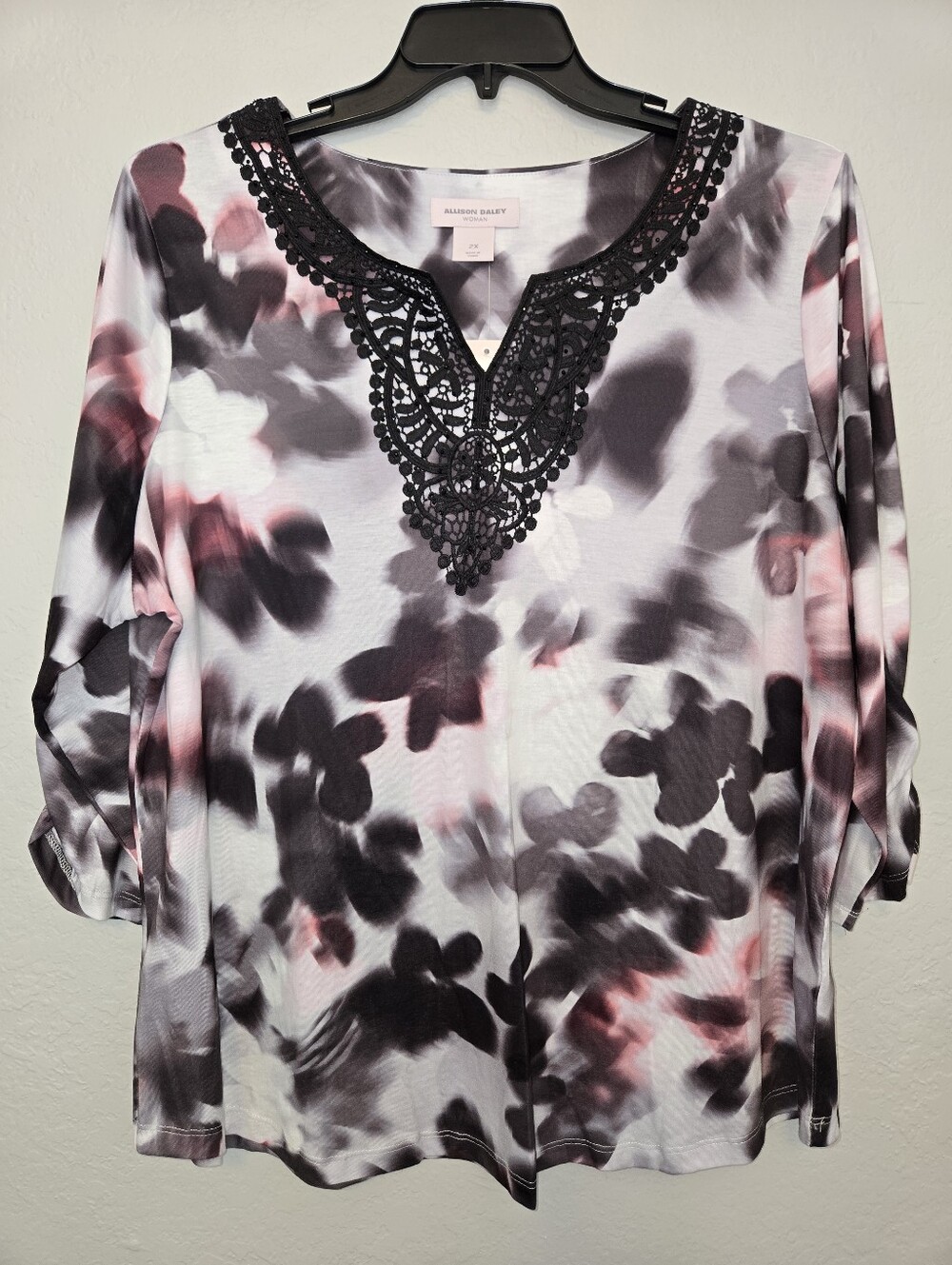 Allison Daley Pink & Black Floral Crochet-Trim Blouse NWT - Picture 2 of 3
